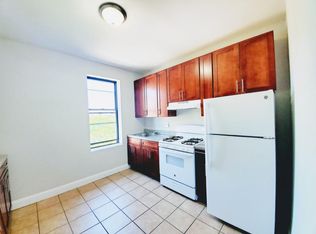 1565 Rowland St #A4, Bronx, NY 10461