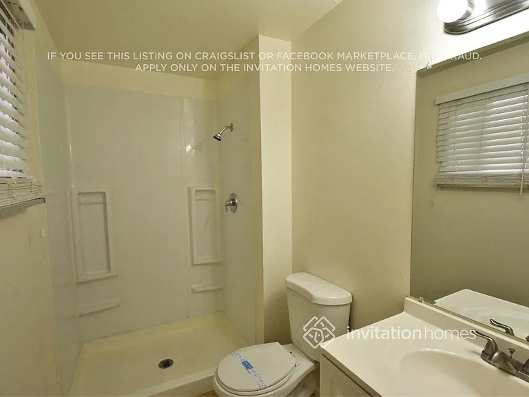 13450 N 36th Pl — Photo 11