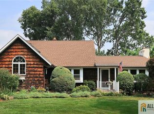 541 Cook Ave, Middlesex, NJ 08846