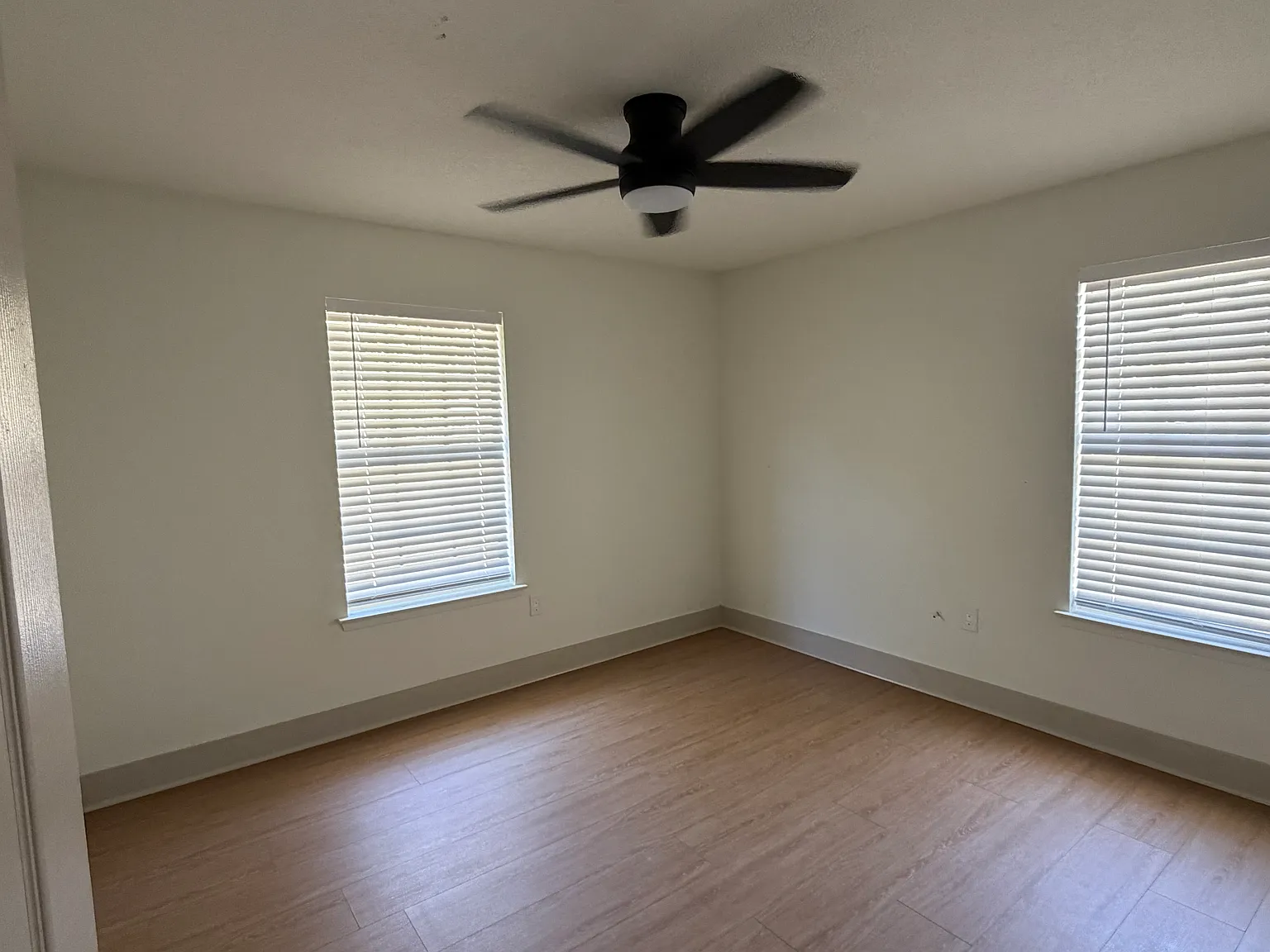 3 bed, 1200 sqft, $1,750 — Photo 3
