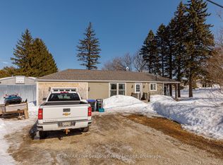 1046 County Road 124 Rd N, Clearview, ON N0C1M0