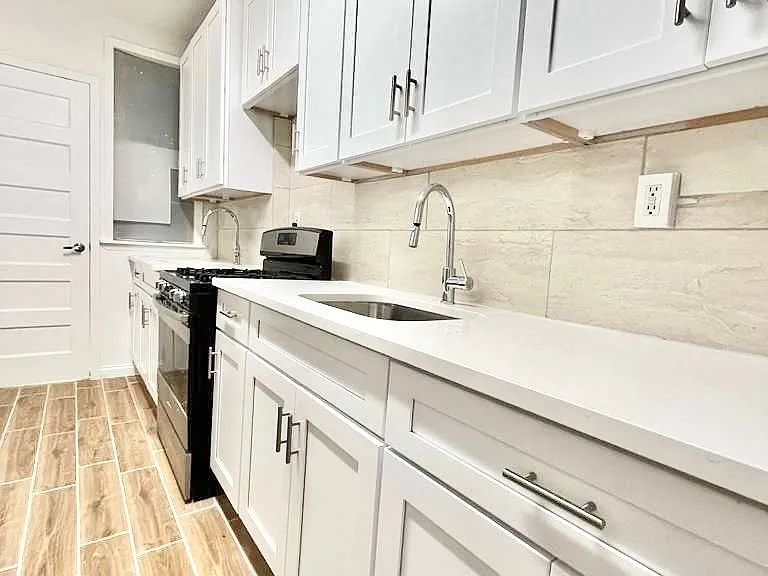 1217 Lincoln Pl #1 — Photo 9