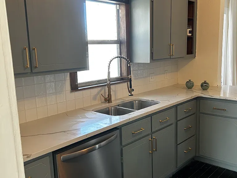710 N Wall St — Photo 17