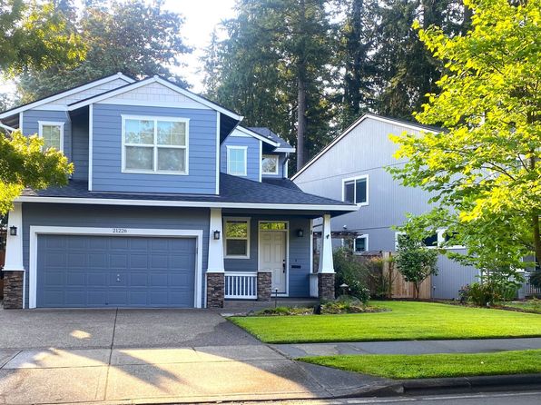 21226 SW Ladyfern Dr