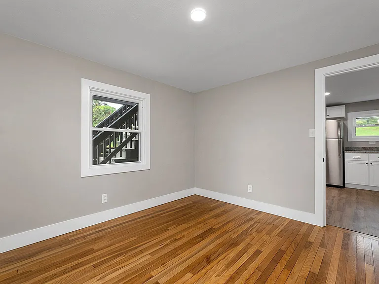 175 Pleasant St #2A — Photo 12