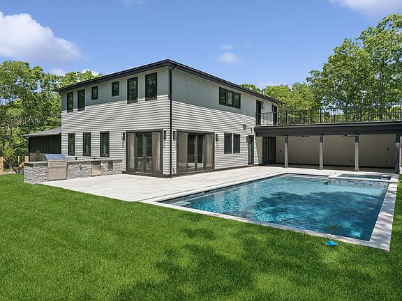 2nd image of 2 Grove Ave
