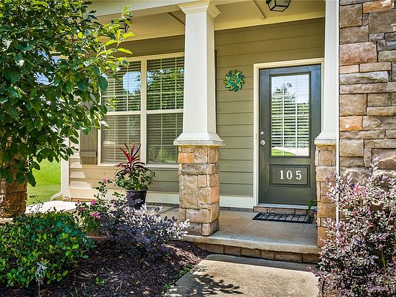 2nd image of 105 Waltzing Vine Ln