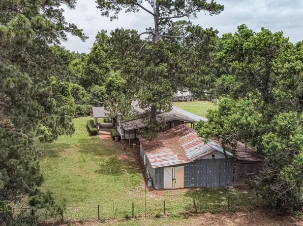 2287 Camp Ruby Rd, Livingston, TX 77351