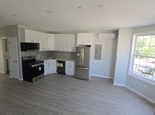 6035 Germantown Ave #2F, Philadelphia, PA 19144