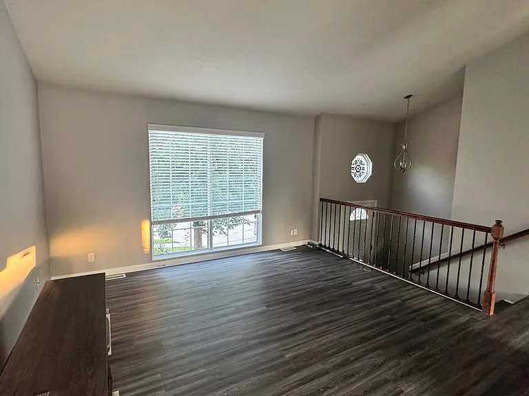 16860 Saratoga Cir — Photo 7