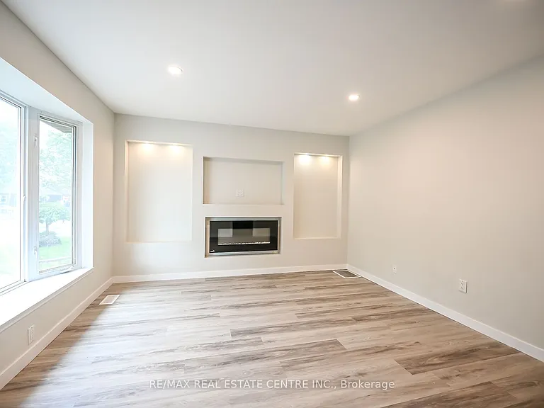 43 Mahony Ave #1 — Photo 3