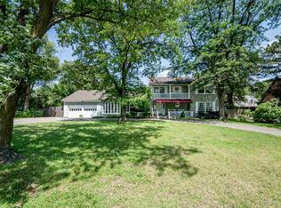 16 S Hampton Rd, Wichita, KS 67207