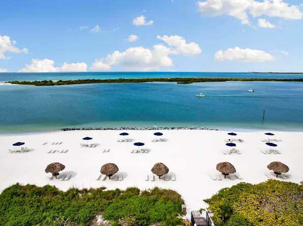 379 Morning Glory Ln, Marco Island, FL 34145