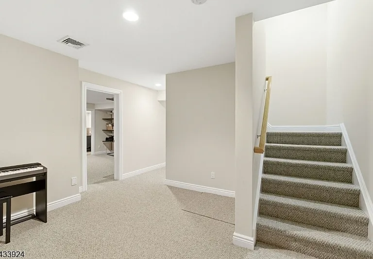 42 Spring Valley Rd — Photo 36