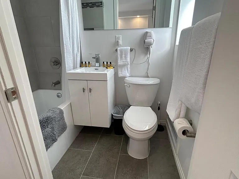45 W 81st St #14R — Photo 4