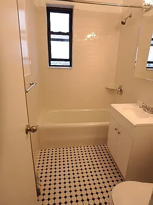 Rented by Level Group | media 22