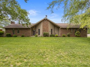 804 W 8th St, Seymour, IN 47274