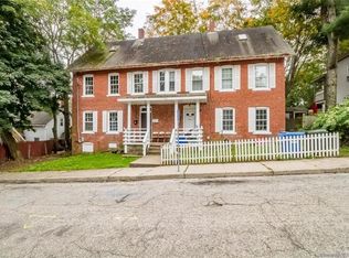 76 4th St, Norwich, CT 06360