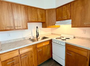 2339 Harrodsburg Rd APT 3, Lexington, KY 40504