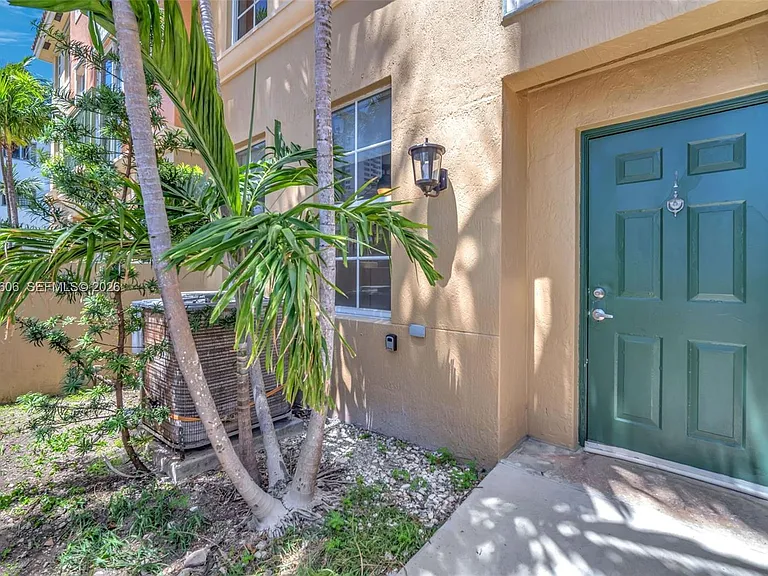 2065 S Ocean Dr #Townhouse 1 — Photo 40