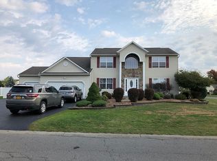 8326 Moyer Carriage, Cicero, NY 13039
