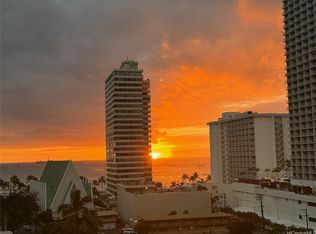 Waikiki Banyan, Honolulu, HI 96815