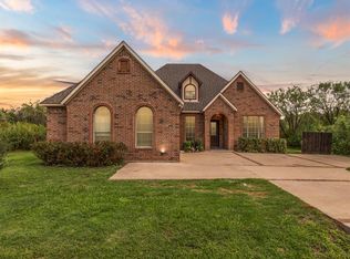 22209 Field St, Whitney, TX 76692