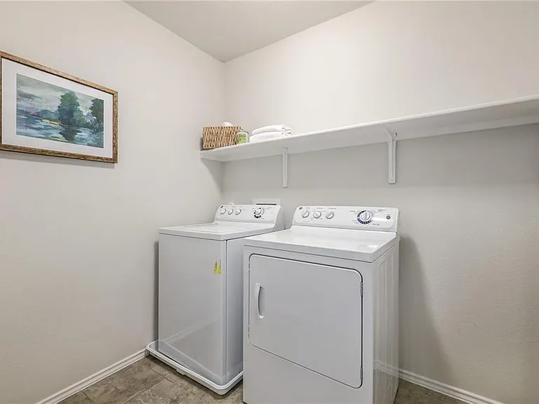 14004 Osmarea Dr — Photo 12