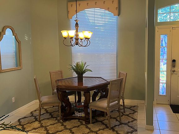 4th image of 2291 SE Gaslight St