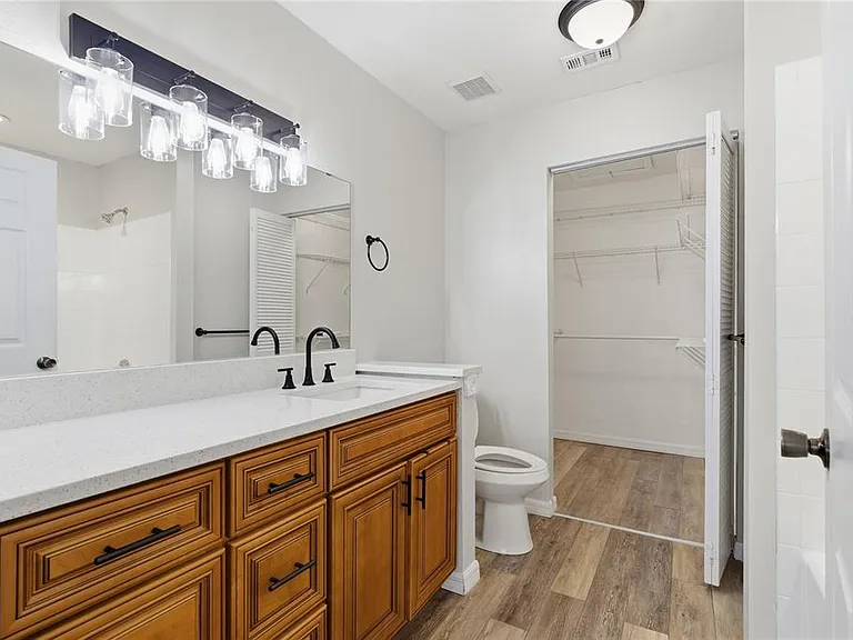 9646 Lake Chase Island Way #9646 — Photo 17