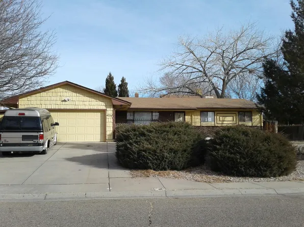 4224 Blueflax Dr, Pueblo, CO 81001