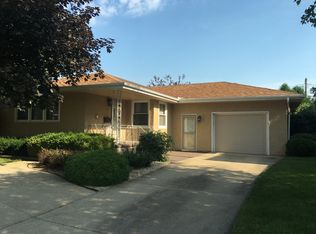 2509 3rd St, Peru, IL 61354