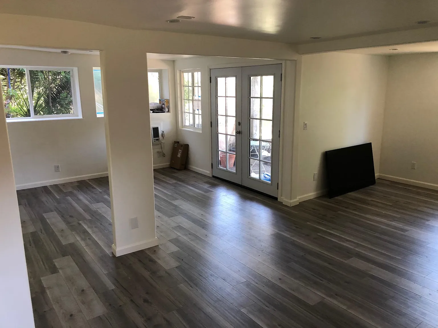 1 bed, 550 sqft, $2,400 — Photo 4