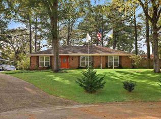24 Pine Crest Pl, Brandon, MS 39042