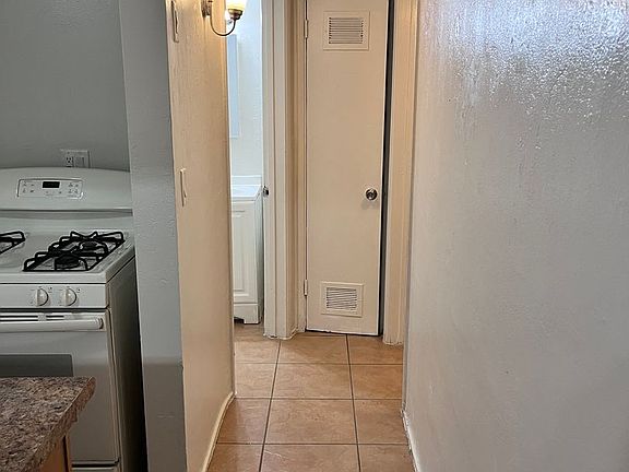 5th image of 1634-1662 N Beverly Ave #Be1644