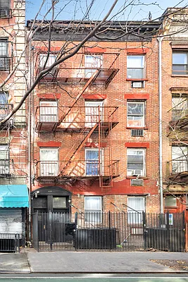 Rented by REAL New York | media 6