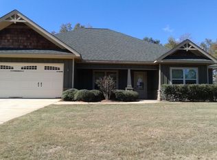 16 Summershade Ct, Fort Mitchell, AL 36856