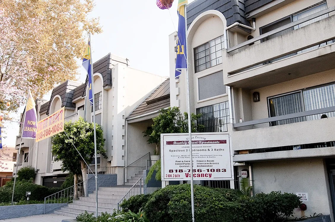 2 bed, $2,275 — Photo 2