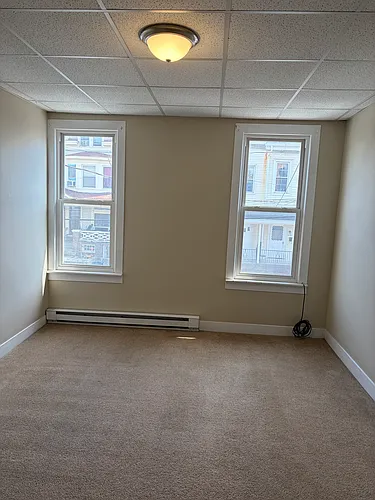 1614 W Market St Photo 1