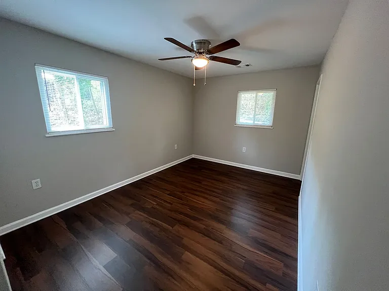 3920 Spanish Oak Dr — Photo 11
