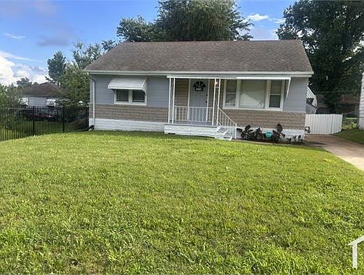 1st image of 1218 Lynfield Pl