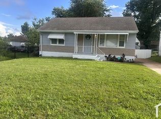 1218 Lynfield Pl, Saint Louis, MO 63147