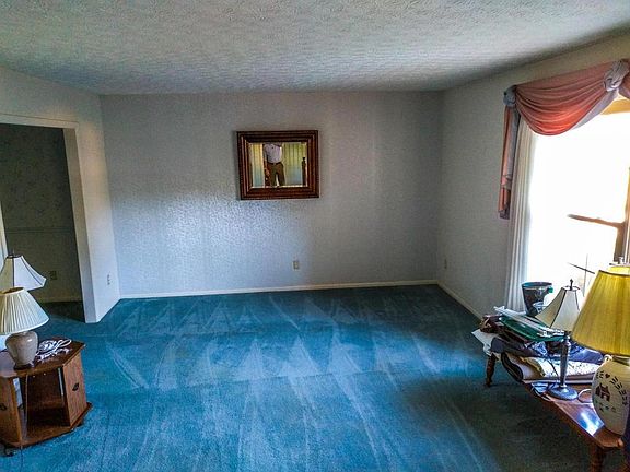 4th image of 1036 White Butterfly Ct