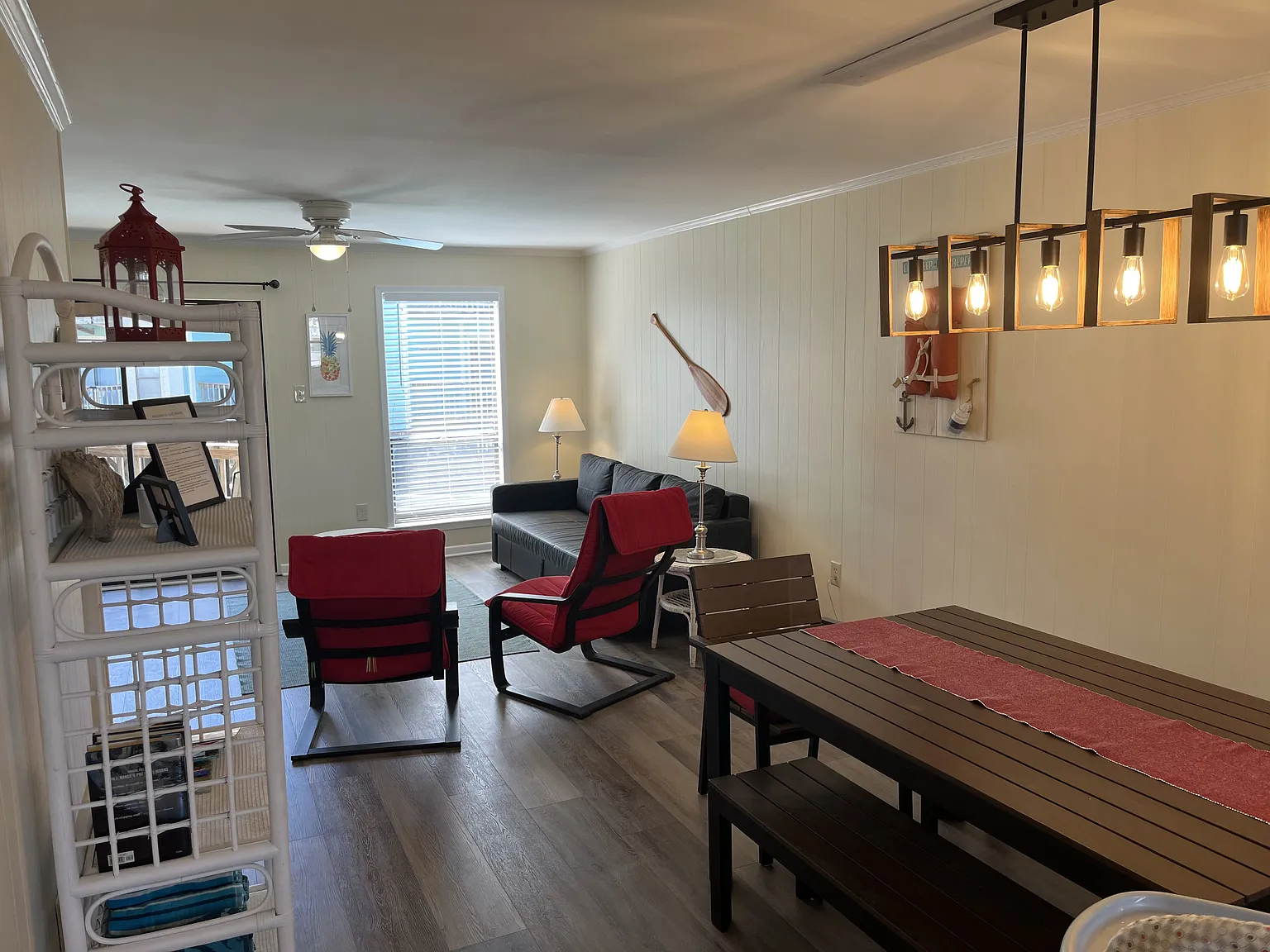 2 bed, 1054 sqft, $2,500 — Photo 1