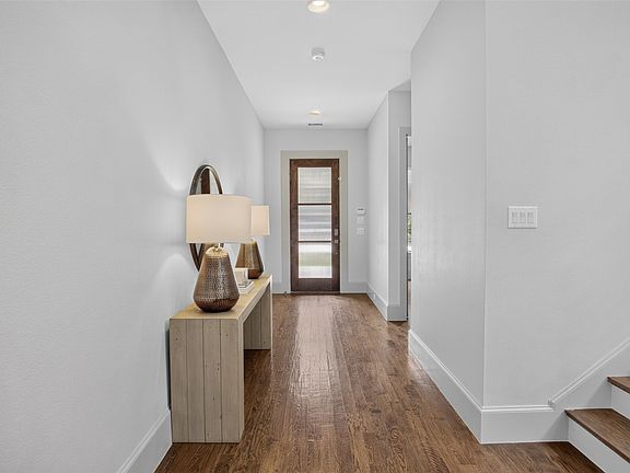 3rd image of 5328 Manett St