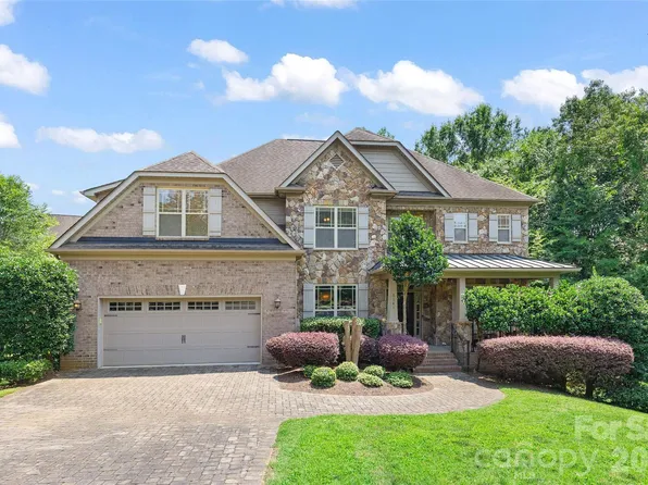 5141 Berkeley Park Ct, Charlotte, NC 28277
