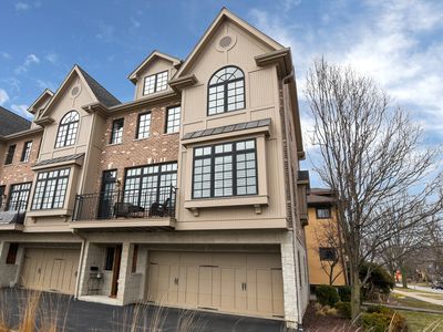 14 N Madison Ave #3, La Grange, IL, 60525