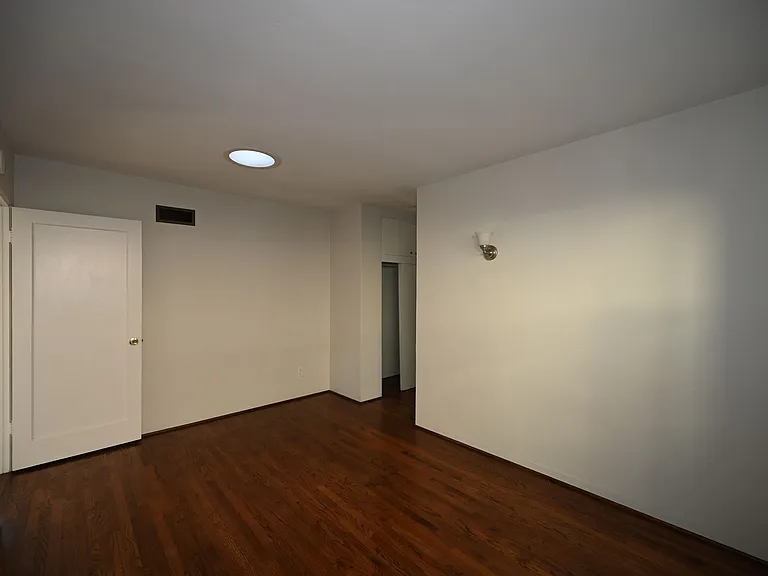 4493 Newport Ave — Photo 9