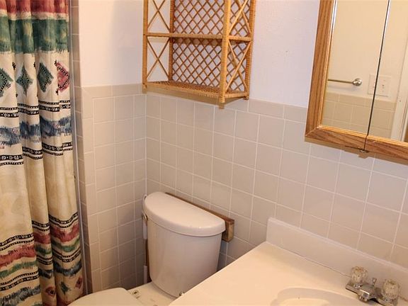 4th image of 6209 Jennie Dr
