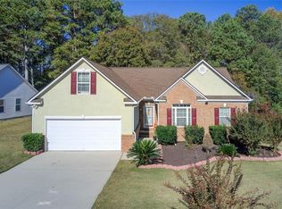 1411 Tumblerock Ct, Loganville, GA 30052